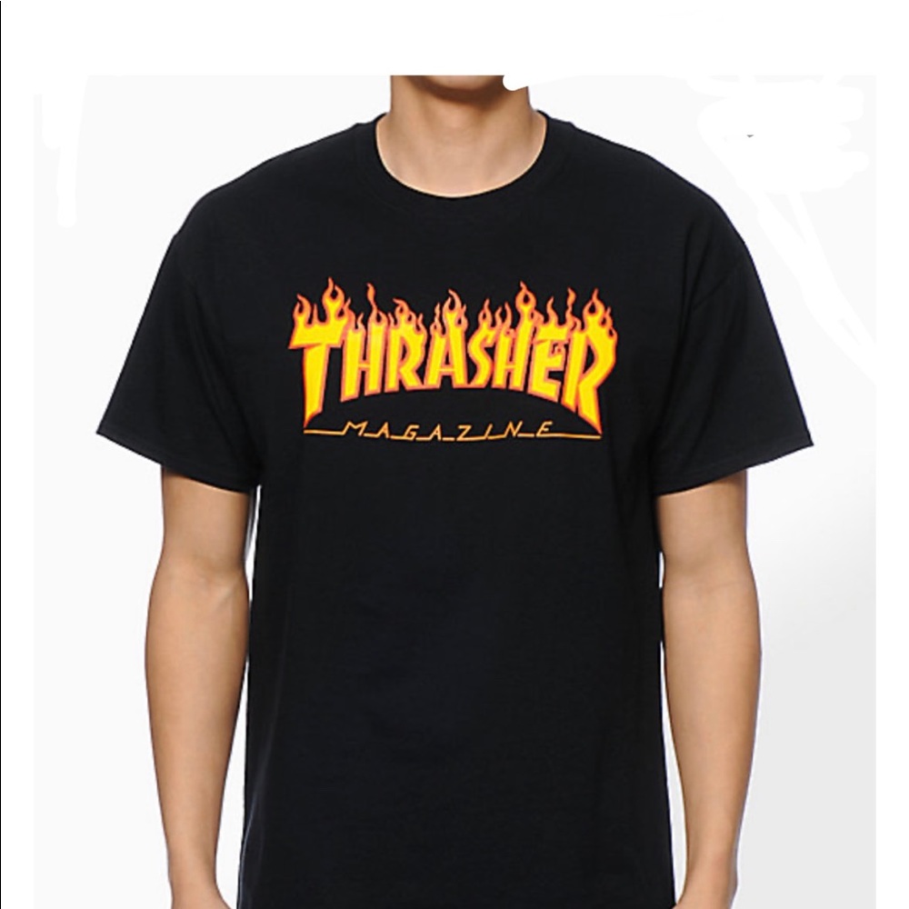 Men’s thrasher shirt & sneakers